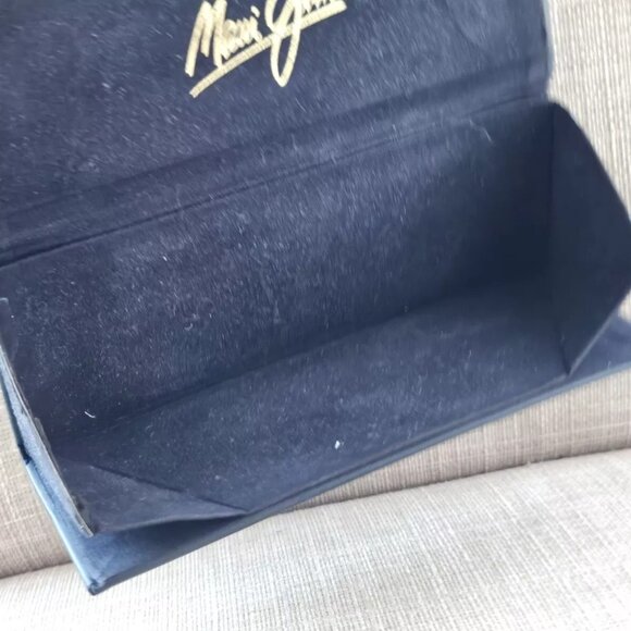 Maui Jim Glasses Frame Black Semi Hard Tri Fold Case only Read desc - Picture 10 of 11